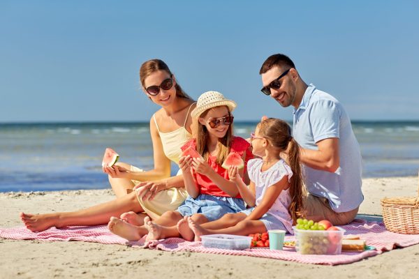 Family,,Leisure,And,People,Concept,-,Happy,Mother,,Father,And